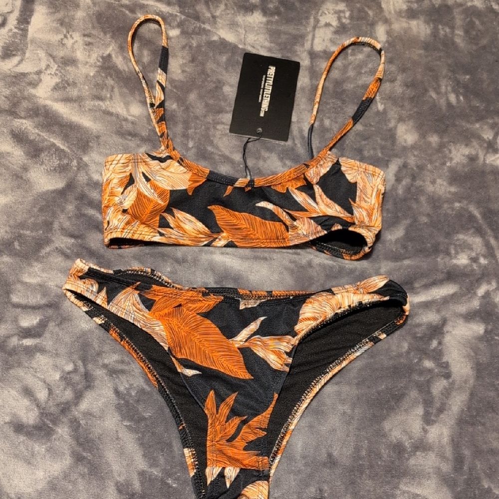 Tropical Leaf Print Bikini Set